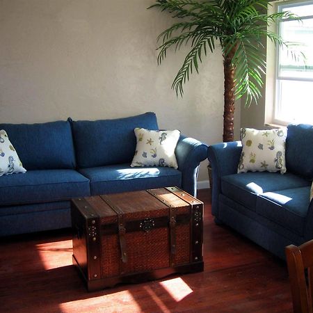Oasis Palms Resort Treasure Island Zimmer foto